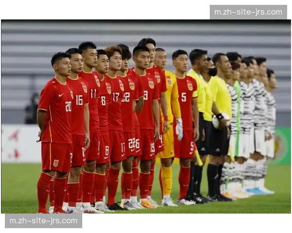 中国男足重建期关键节点 热身赛暴露战术瓶颈待突破 中国男足重建期关键节点 热身赛暴露战术瓶颈待突破